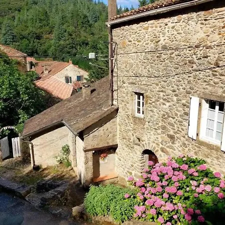 Alloggio in famiglia Et Terrasse Dans Ancienne Bergerie *