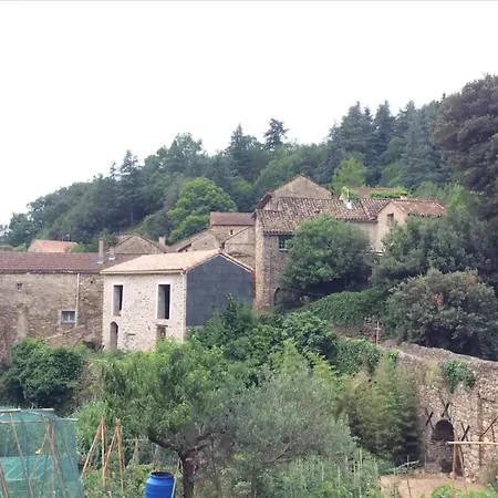 Et Terrasse Dans Ancienne Bergerie Privat bolig *