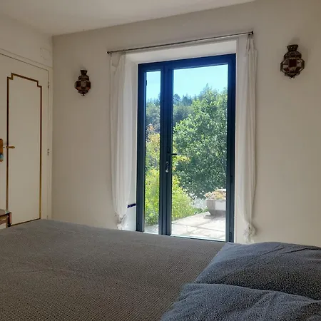 Et Terrasse Dans Ancienne Bergerie Homestay *